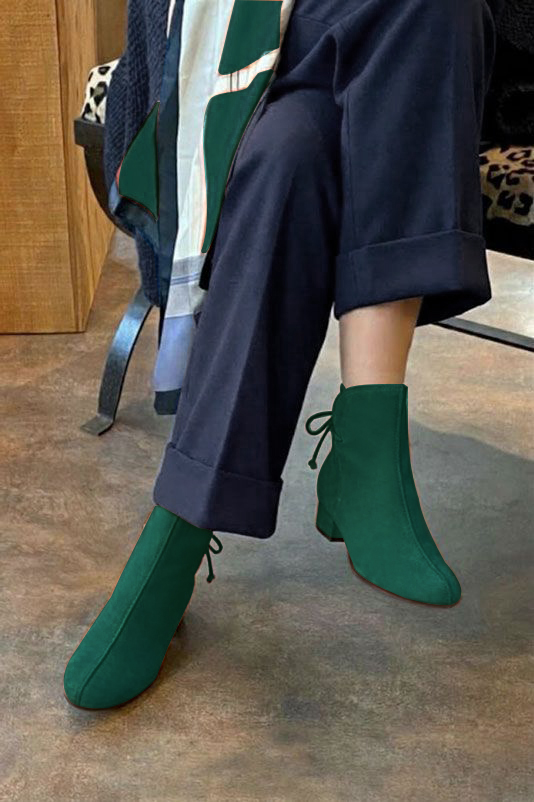 Women's peacock blue back lace-up ankle boots with round toe and low block heel - Top view
